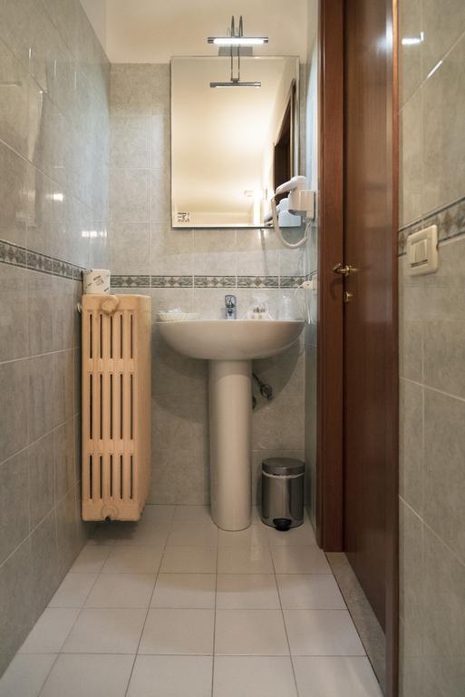 Residenza Ruga Giuffa Castello  Bagian luar foto